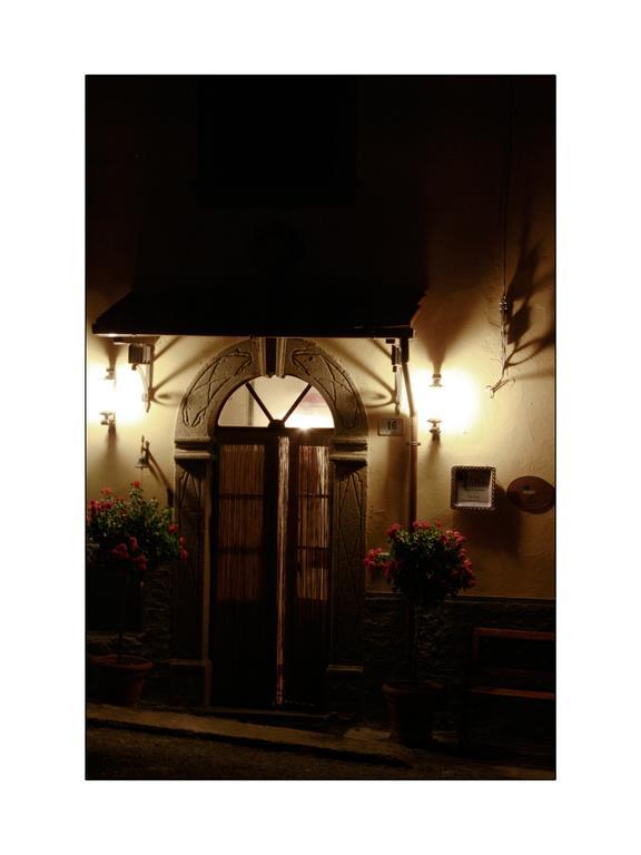 Borgo Tepolini Country House Кастел дел Пиано Екстериор снимка