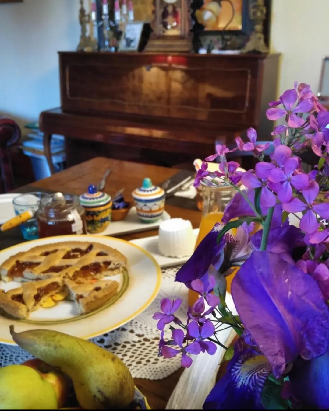 Borgo Tepolini Country House Кастел дел Пиано Екстериор снимка