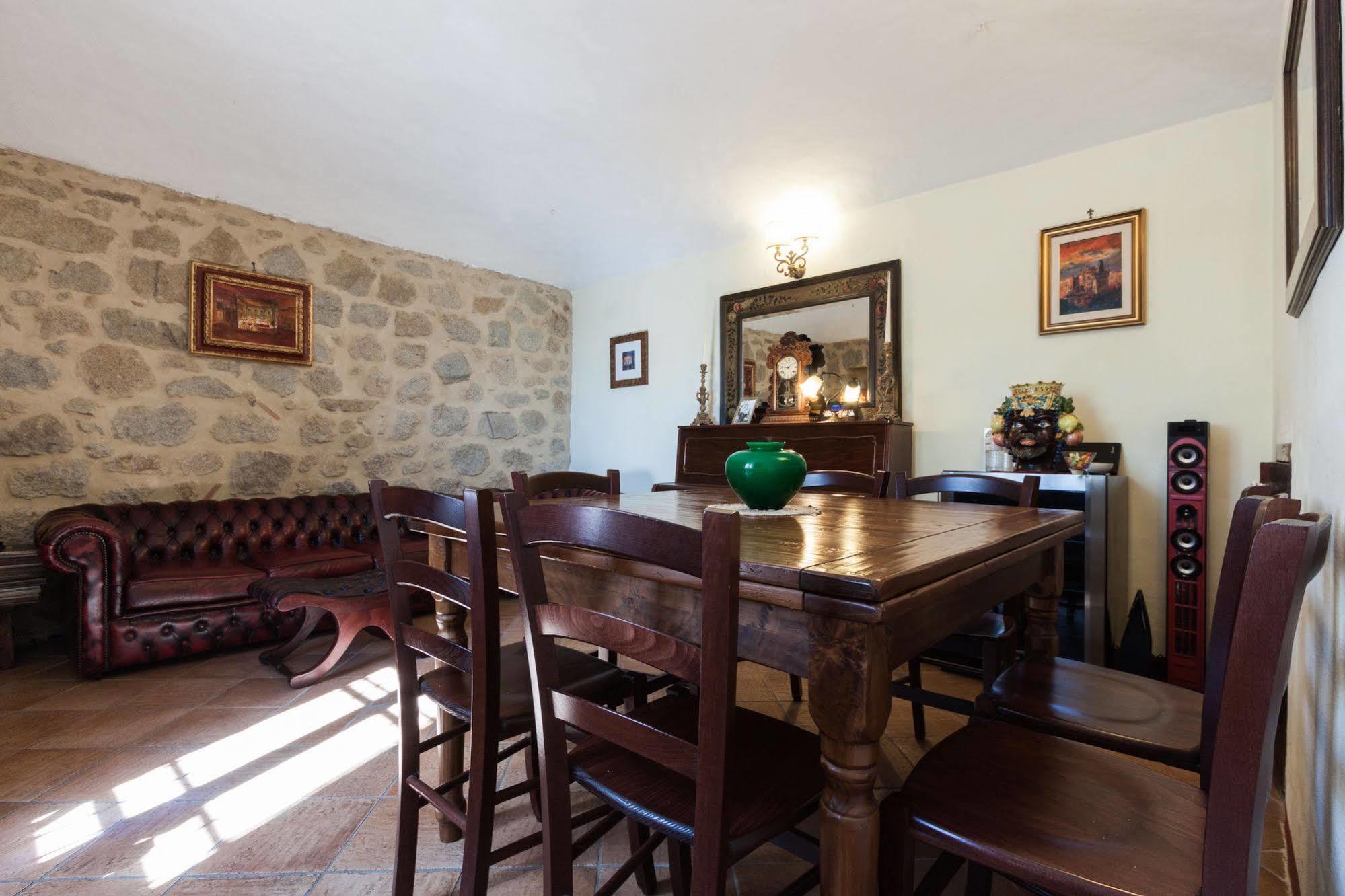 Borgo Tepolini Country House Кастел дел Пиано Екстериор снимка